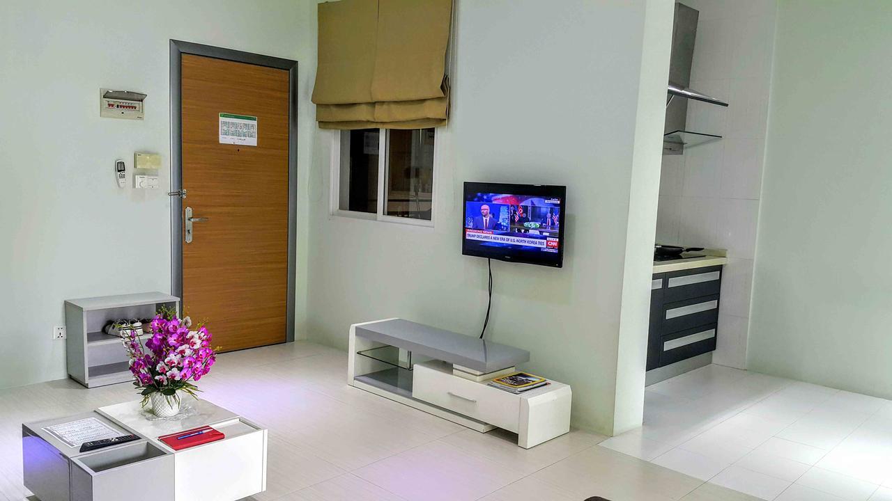 Season Residence Phnom Penh Bagian luar foto